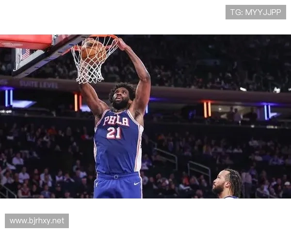 关键时刻互相喂饭成转折布伦森两罚失手恩比德被断尼克斯险胜